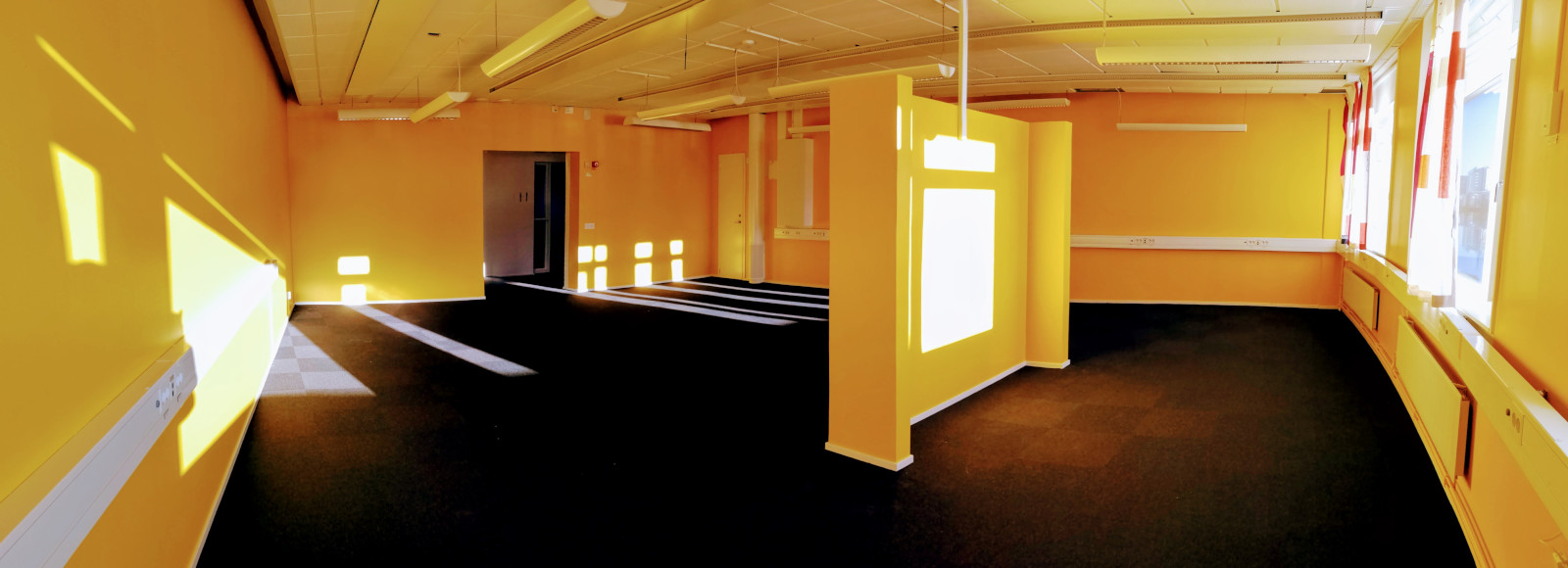 Yellow Room, Biglee, Jönköping International Business School