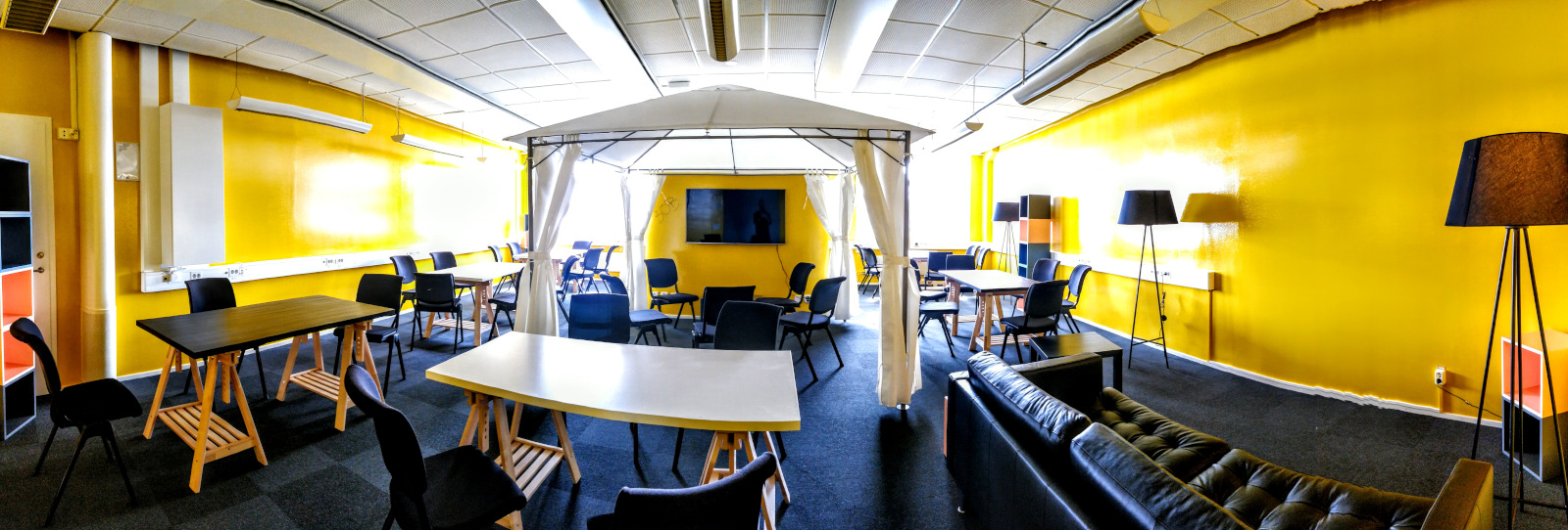 Yellow Room in Mar 2018, Biglee, Jönköping International Business School
